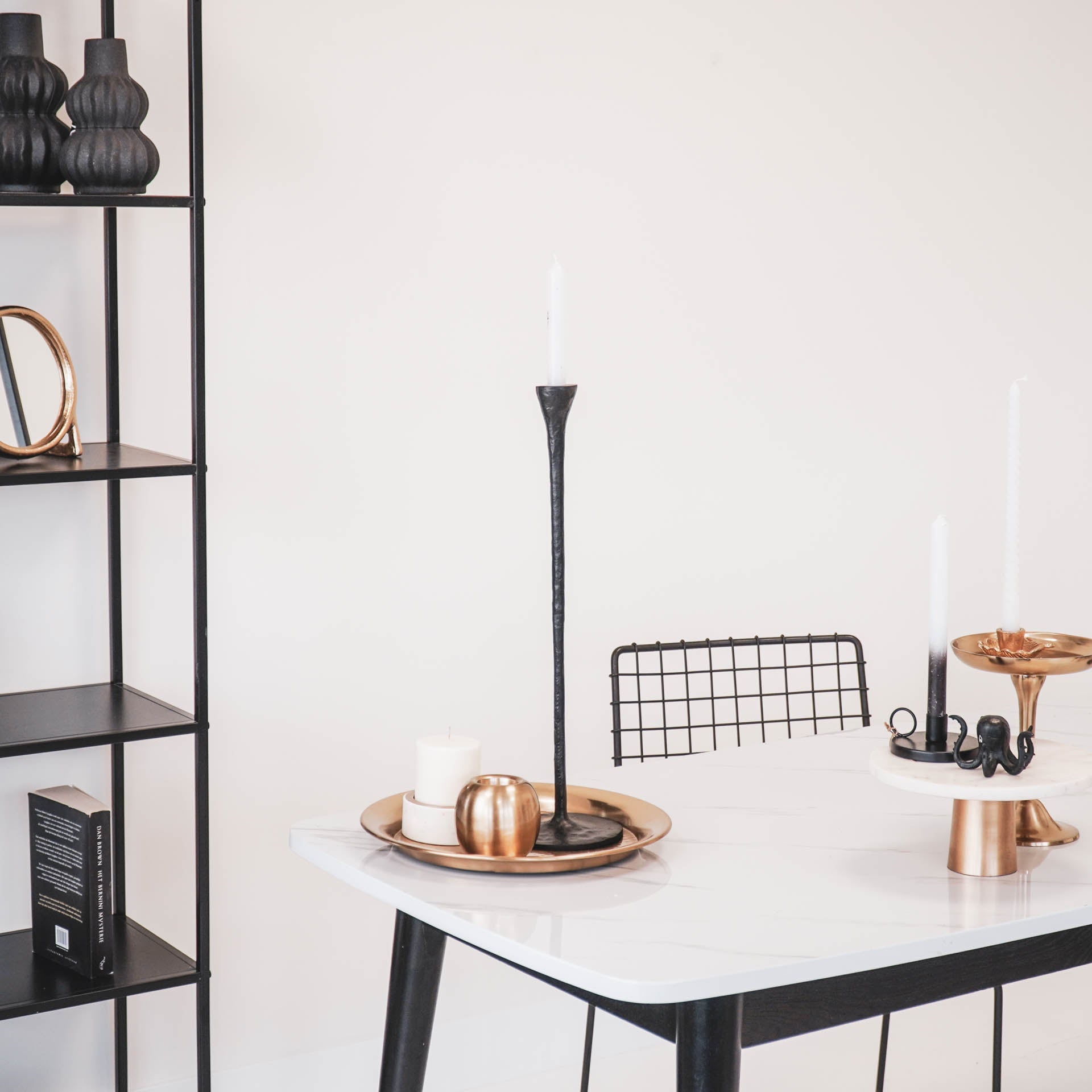 Kuro Kandelaar – Slim Zwart (L)