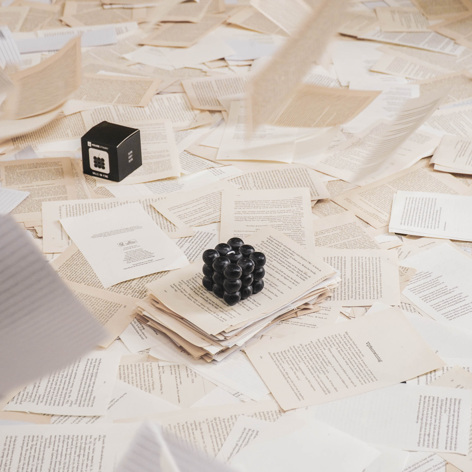 Kuro Kaars – Bubbel (Zwart)