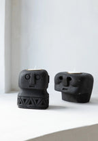 Kuro Kandelaar – Sumba Stone #26 Zwart