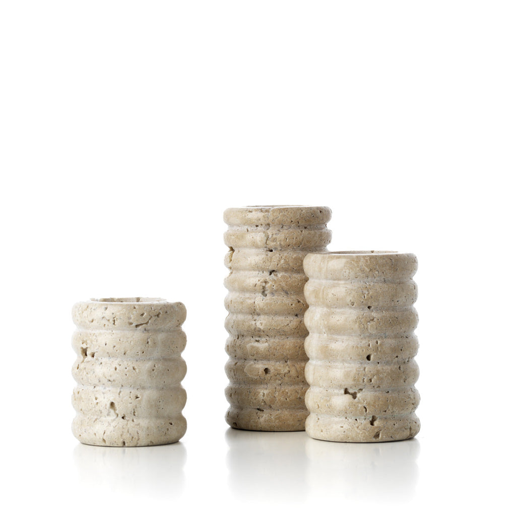Lina Theelichthouder – Travertin Ripple Beige (M)